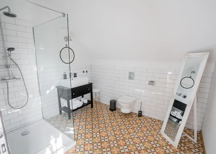 Bed & Breakfast Rajskie Jablka - Azyl Dla Doroslych