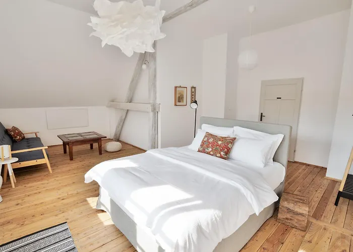 Rajskie Jablka - Azyl Dla Doroslych Bed & Breakfast 3*