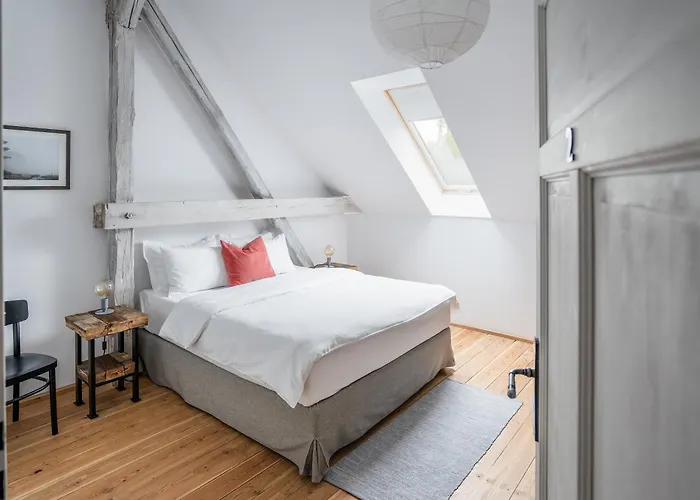 Rajskie Jablka - Azyl Dla Doroslych Lubomierz (Lower Silesia)