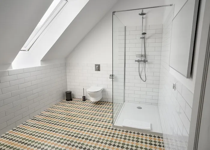 Rajskie Jablka - Azyl Dla Doroslych